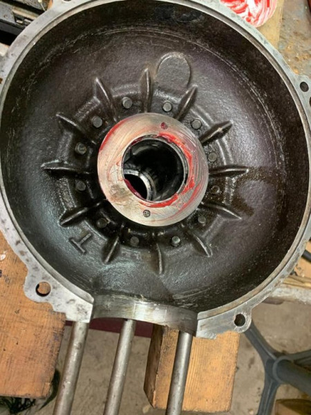 Other half of housing with lubricated thrust washer.