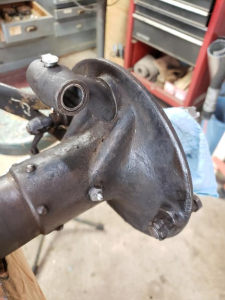 New bushing and backing plate cleaned up.