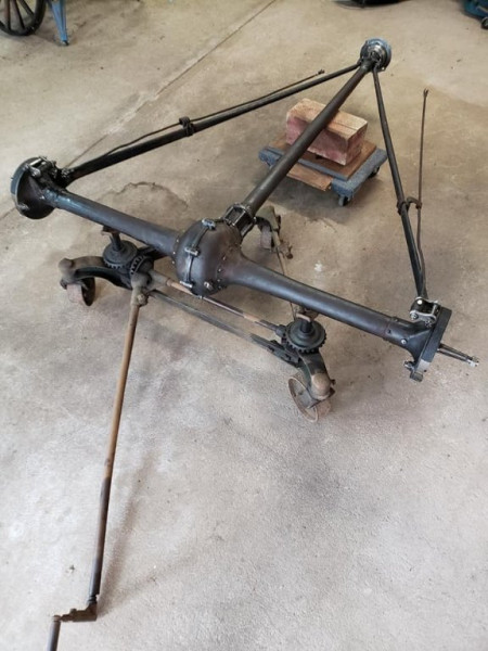 Using the Weaver Auto-Twin jack makes axle installation a breeze! Just add a Harbor Freight dolly and one can roll the axle underneath by themselves.