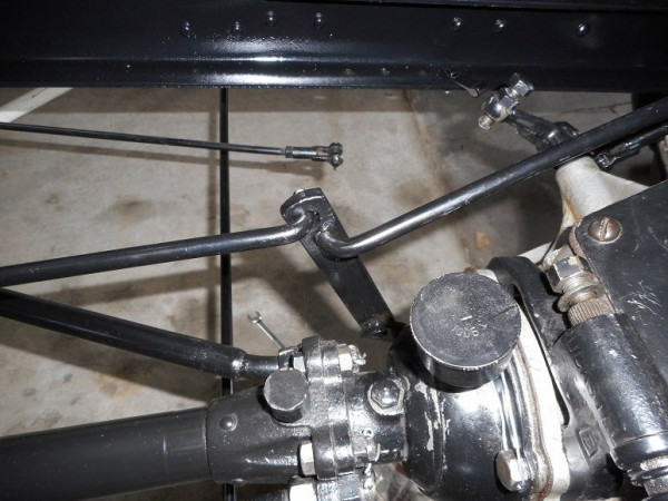 Bell Crank RH View.JPG