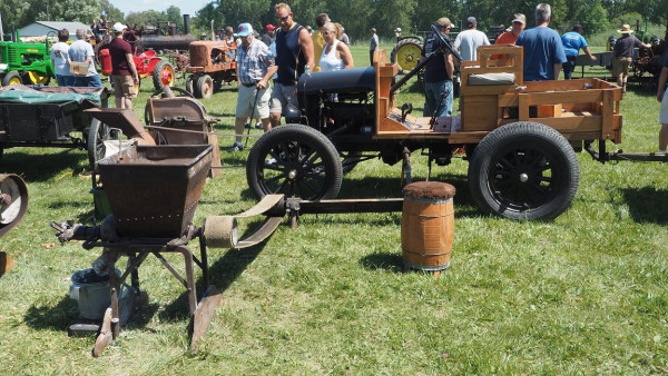 model T corn grinder.JPG