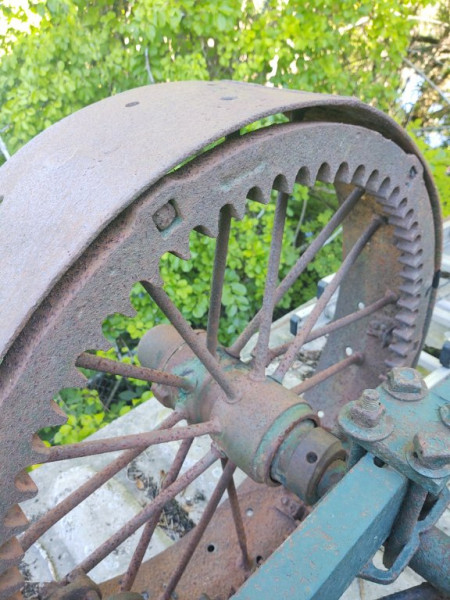 tractor03.jpg