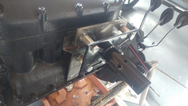 Engine adapter plate