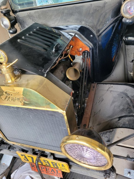 1915 horn 008.jpg