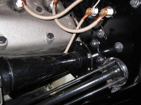 1915 Ford Magneto Horn Mounted.jpg