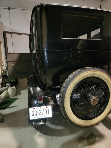 three quarter rear drivers.jpg