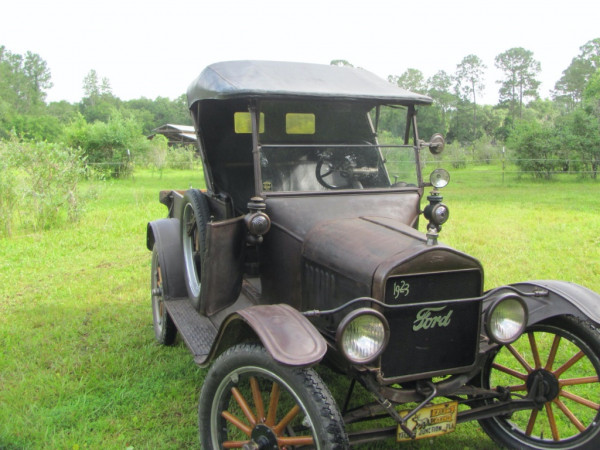 1923 with fender brace .jpg