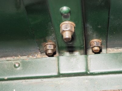 27 spare brkt 3.jpg