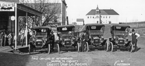 1910 Endicott 2.png