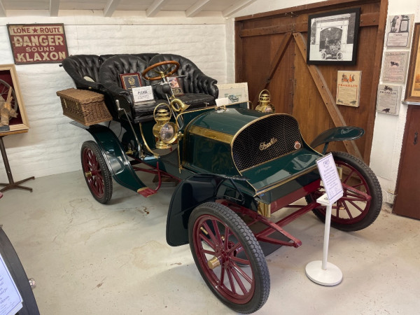 1904 Franklin with air cooled 4 cylinder motor