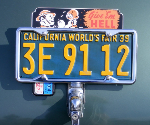 39 Caddie Rear Topper.JPG