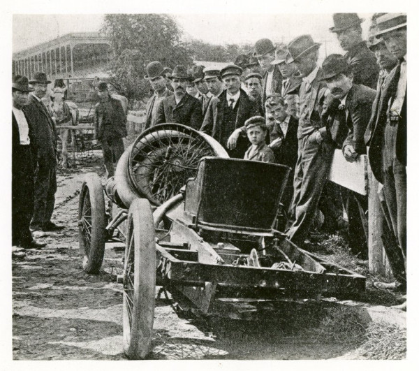 racer wreck.jpg