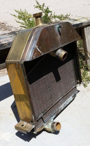 1913-1914 acetylene tube radiator.jpg