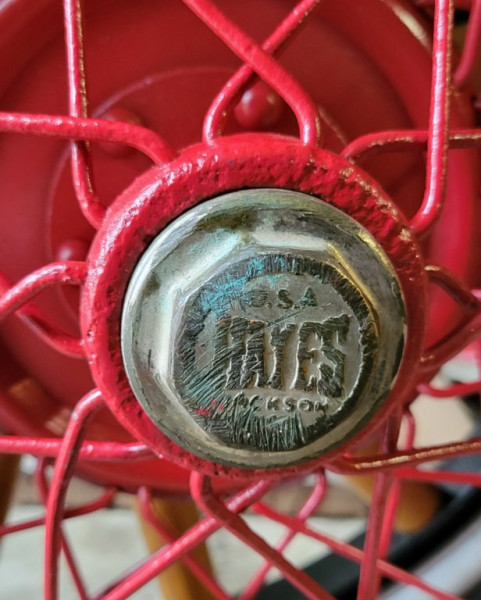 hubcap 4.jpg
