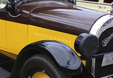 1923 Olds Model 30 Dlx. Hood Only.png