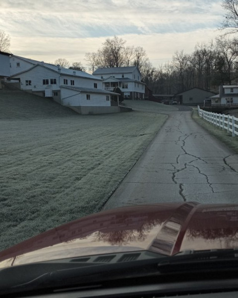 Going up Stutzmans driveway..huge hill at the factory front!