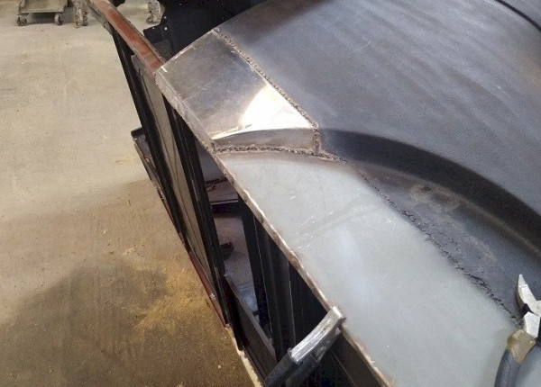 Left rear wheel well