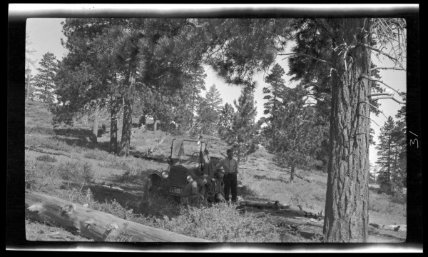 Model T Men_near_car_on_Bryce_Canyon_camping_trip.jpg