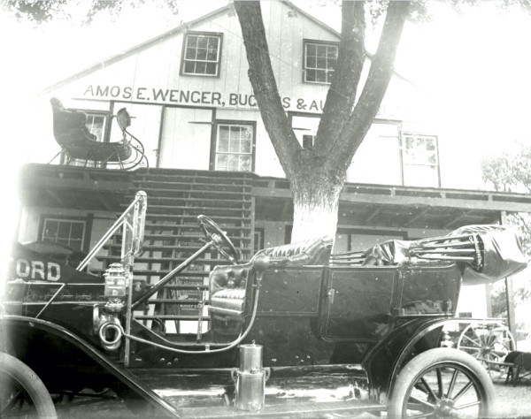 new 1911 photo early stripes.jpg
