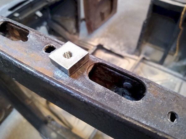 D-hardware 07.jpg