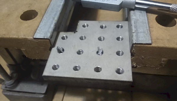 D-hardware 09.jpg