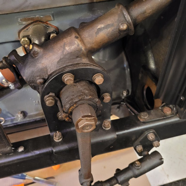 FRANKLIN STEERING BOX ON 1915 FORD SPEEDSTER
