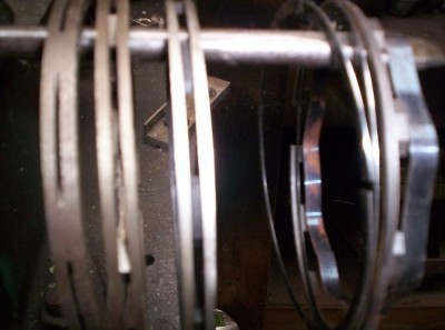 cast piston+rings 004.JPG