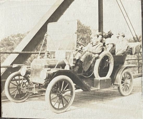 Ford car.JPG