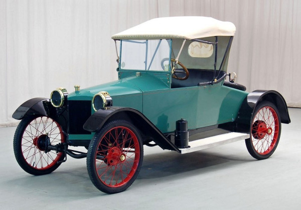 carnation_roadster_01b.jpg
