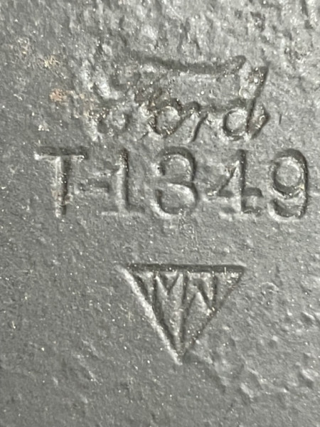Ford hubcap with wm logo.jpg