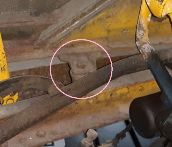 front body mount.jpg
