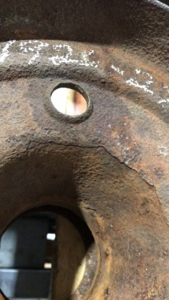 Wire Wheel crack 1
