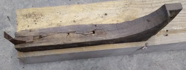 Coupe side window wood lower a.jpg