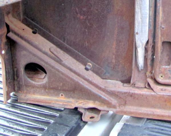 26-27 front mount .jpg