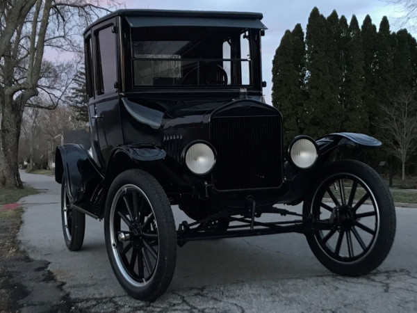 1925 Model T Coupe 9.jpg