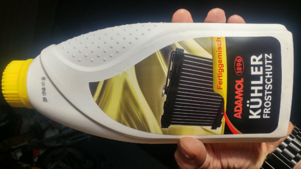 Coolant bottle - Front
