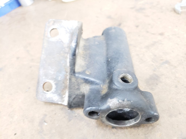steer bracket.jpg