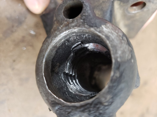 steer bracket3.jpg