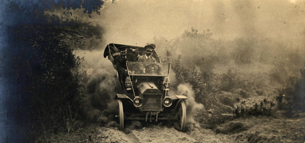 Model T on a dusty road at speed color.jpg