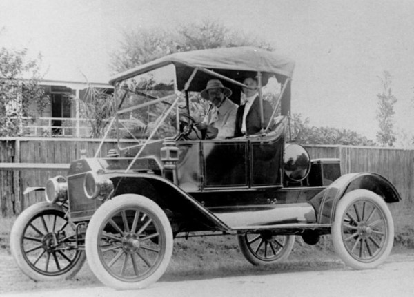1912torpedoroadsterRHD.jpg