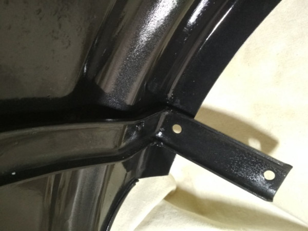 R_R_fender_brace.jpg