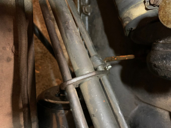 THROTTLE02A.jpg