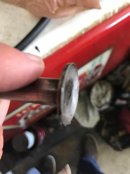 worn cupped lifter