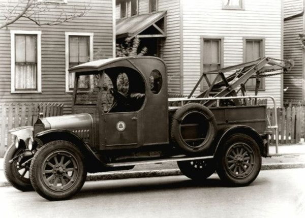 Telephone truck2.JPG
