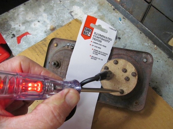 Test lamp on switch.jpg