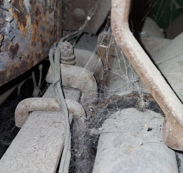 TT Engine Mount.jpg