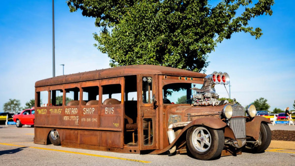 hot-wheels-school-bus-1927-18.jpg