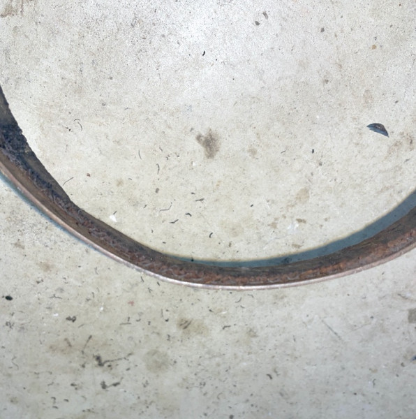 worn lining at bottom of band.jpg