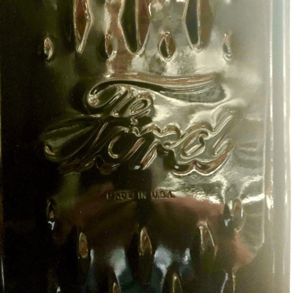 Ford running board logo.jpg