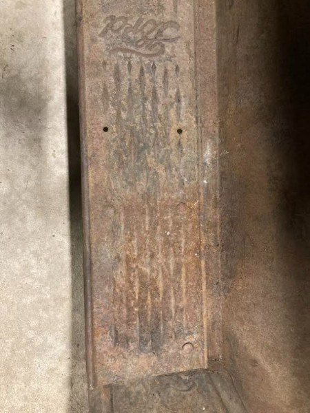 Right Side Running Board Early 1914 - Front.jpg